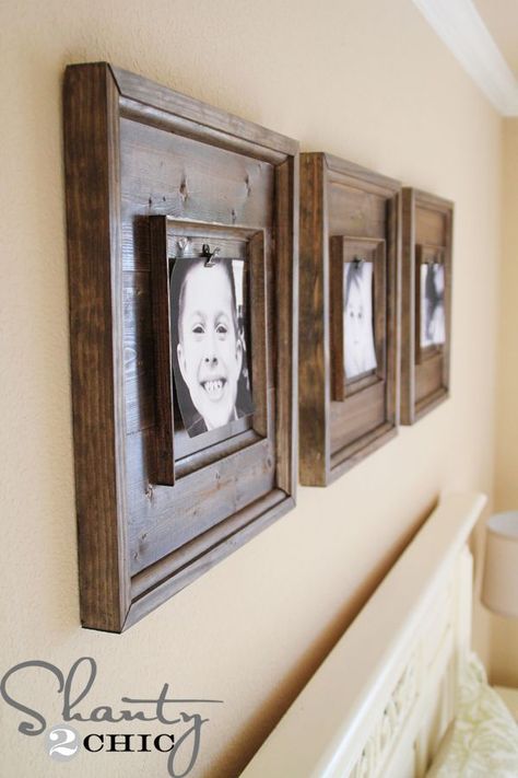 Awh... these are so cool! She says $15 to make, but I'd need a miter saw, and a kreg jig... Cadre Photo Diy, Handmade Photo Frames, Diy Photo Frames, Framed Pictures, Diy Picture Frames, Diy Holz, Wooden Picture Frames, Diy Picture, Wooden Picture