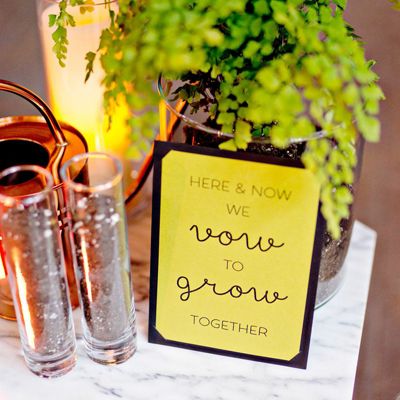 Looking for the perfect unity ceremony for your wedding? You have to see this awesome tree planting idea that we came up with + FREE sign printable! Ceremony Unity Ideas, Wedding Ceremony Unity Ideas, Couples Traditional, Unity Ideas, Weddings Country, Wedding Ceremony Unity, Wedding Ceremony Ideas, Interracial Wedding, Traditional Weddings