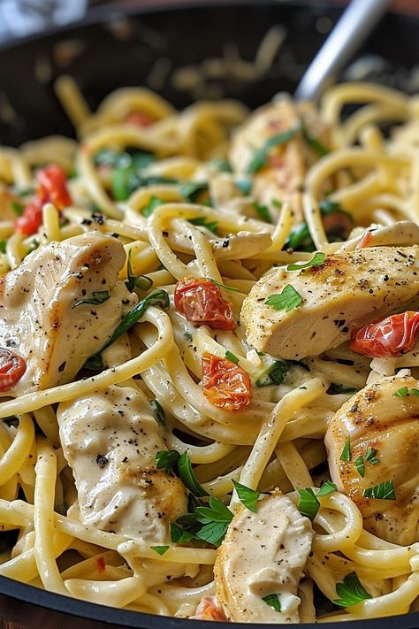 Chicken Fusilli Pasta Recipes, Easy Italian Chicken Recipes, Chicken And Pasta Recipes, Creamy Italian Chicken Pasta, Italian Chicken Pasta Recipes, Chicken Basil Pasta, Instant Pot Spaghetti Recipe, Cajun Sausage Pasta, Ina Garden