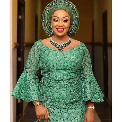 Check Out Beautiful Iro and Blouse Lace Aso Ebi Styles - DeZango Fashion Zone Iro N Blouse Style, Iro And Blouse, Lace Aso Ebi Styles, Lace Skirt And Blouse, Aso Ebi Style, Nigerian Lace Styles, African Lace Styles, Lace Gown Styles, African Dresses Modern