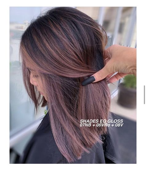 Brunette Hair With Highlights, Red Brown Hair, Hair Color Auburn, Hair Color Highlights, Hair Color And Cut, Fall Hair Color, Hair Inspiration Color, Hair Inspo Color, Hair Color For Black Hair