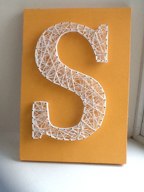 String Art Letters, Letter Inspiration, String Wall Art, Guitar Photos, String Art Patterns, Easy Face Mask Diy, Jewerly Designs, String Art Diy, Tape Art