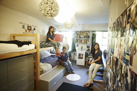 i like what they did with the ceiling! adds length to the room. Triple Dorm, College Dorm Bathroom, Best College Dorms, Dorm Room Doors, Dorm Room Furniture, Dorm Bathroom, Dorm Sweet Dorm, Dorm Room Storage, Cool Dorm Rooms