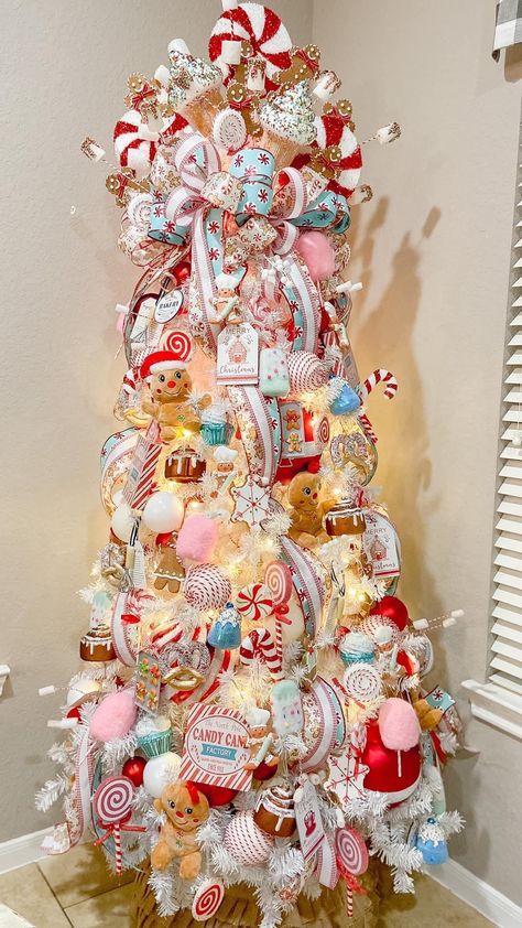 Candy Gingerbread Christmas Tree, Sweet Theme Christmas Tree, Candy Shop Christmas Tree, Gingerbread House Christmas Tree Ideas, Sweet Themed Christmas Tree, Ginger Bread Theme Christmas Tree, Peppermint Gingerbread Christmas Tree, Gum Drop Christmas Tree, Sweet Treats Christmas Tree