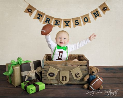 First Down Photo Shoot, First Year Down Football Photoshoot, Football First Birthday Pictures, Football Cake Smash, 1st Birthday Boy Themes, Football First Birthday, Bday Pics, John Russell, Boys First Birthday Party Ideas