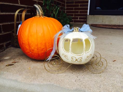 Pumpkin Carriage Diy, Cinderella Pumpkin Carriage, Contest Ideas, Disney Princess Birthday Party, Cinderella Pumpkin, Pumpkin Contest, Pumpkin Carriage, Halloween Pumpkins Painted, Disney Princess Birthday