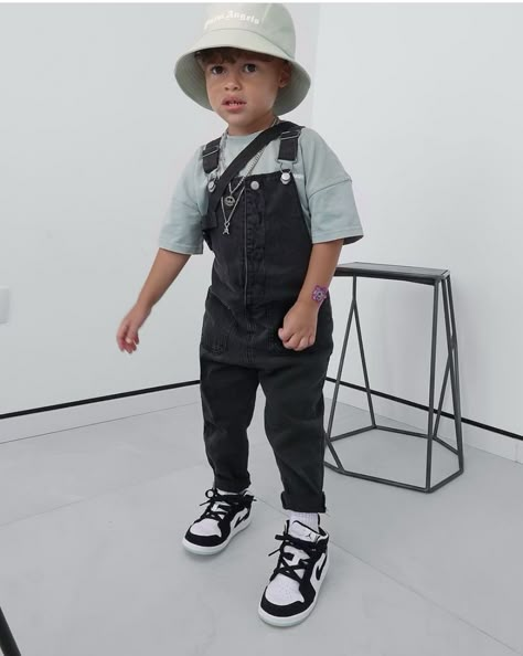 Streetwear Boy, Panda Outfit, Baby Boy Outfits Swag, Baby Boy Swag, Outfits Streetwear, Toddler Boy Fashion