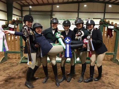 Equestrian Friends, Horse Riding Competition Aesthetic, Best Friends Horse Riding, Iea Equestrian Horses, Horse Shows Aesthetic, Girl Riding Horse Aesthetic, Group Horse Riding, Science Girl, Horsey Life