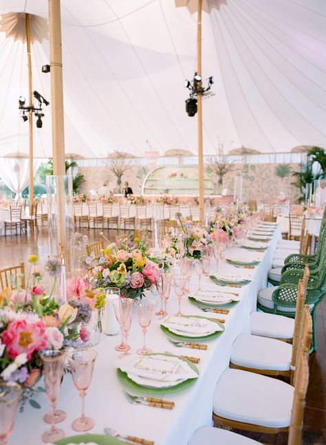 Cottagecore Wedding Table Setting, Gasparilla Inn Wedding, Pastel Green Wedding Theme, Pink And Green Wedding Colors, Green And Pink Wedding Theme, Pastel Pink Wedding Theme, Pink And Green Wedding Theme, Spring Wedding Tablescapes, Green Pink Wedding