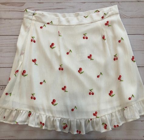 Cherry Clothes Aesthetic, Cherry Coquette Aesthetic, Cherry Outfit Aesthetic, Cherry Outfit Ideas, Cherry Clothing, Cherry Clothes, Cherry Core, Cherry Skirt, Cherry Fashion