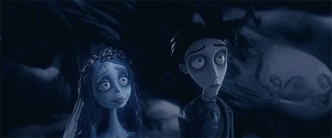 Victor Corpse Bride, Corpse Bride Movie, Plot Lines, The Corpse Bride, Emily Corpse Bride, Persona 5 Anime, Twitter Header Pictures, Halloween Gif, Cute Banners