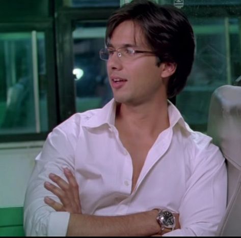 Shahid Kapoor Jab We Met Aesthetic, Aditya Kashyap Aesthetic, Aditya Jab We Met, Aditya Kashyap Jab We Met Aesthetic, Aditya Kashyap Jab We Met, Shahid Kapoor Jab We Met, Shahid Kapoor Aesthetic, Aditya Kashyap, Jab We Met