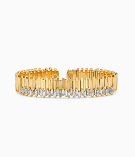 Suzanne Kalan’s new gold jewellery | Wallpaper Convertible Jewellery, Jewellery Wallpaper, Gold Jewellery Wallpaper, Convertible Jewelry, Beautiful Jewelry Diamonds, Neck Pieces Jewelry, Abstract Jewelry, Elegant Jewellery, Suzanne Kalan