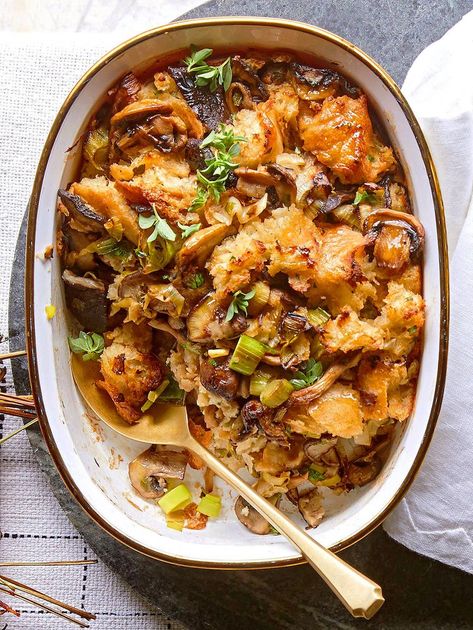 Buttered Stuffing with Mushrooms Traditional Thanksgiving Sides, Thanksgiving Casseroles, Hunting Hacks, Thanksgiving Casserole Recipes, Holiday Casseroles, Favorite Casserole Recipes, Homemade Green Bean Casserole, Thanksgiving Casserole, Turkey Leftovers