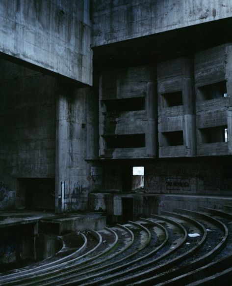 House of Revolution, Nikšić, from Les Ruines Circulaires, Marie Sommer, 2015. Brutalist Industrial Design, Brutalism Architecture, Industrial Architecture, Cyberpunk City, Brutalist Architecture, Building Structure, Brutalism, Cool Stuff, Abandoned Places