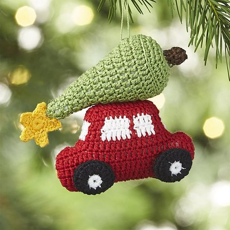 Crocheted Christmas, Crochet Tree, Classic Christmas Tree, Confection Au Crochet, Crochet Xmas, Christmas Paper Crafts, Crochet Ornaments, Christmas Car, Xmas Tree Decorations