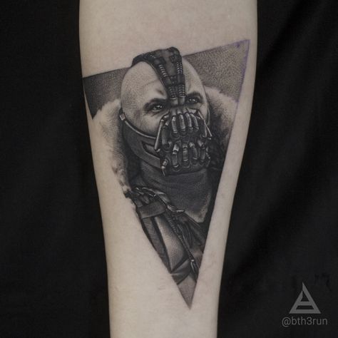 Bane(Dark Knight Rises) tattoo by @bth3run Dark Knight Rises Tattoo, Bane Dark Knight Rises, Bane Tattoo, Bane Dark Knight, Bane Dc, Bane Batman, Tattoo 2017, Jack Tattoo, Batman Tattoo