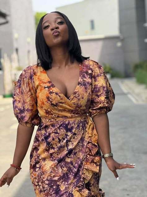 Tye And Dye Dress, Adire Styles For Women, Adire Boubou Styles For Women, Adire Kaftan Styles, Adire Styles For Ladies, Adire Gown Styles, Boubou Styles For Women, Kaftan Styles, Tye Dye Dress