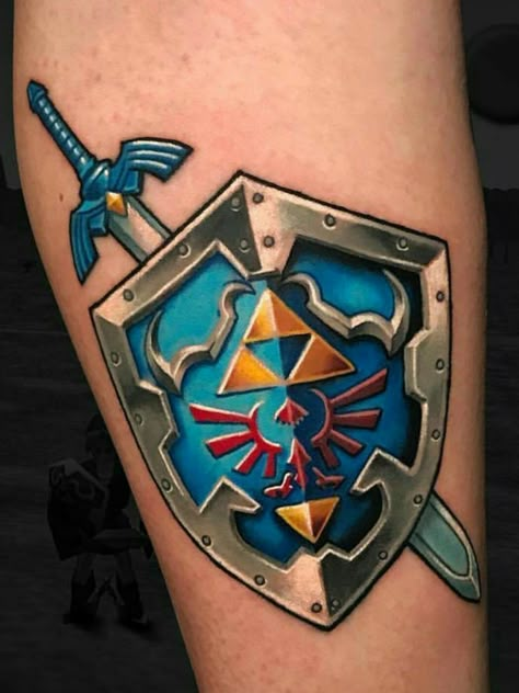 Captain America Shield Tattoo, Games Tattoo, Shield Tattoo, Hylian Shield, Common Tattoos, Zelda Tattoo, Bright Tattoos, Spartan Tattoo, Knight Tattoo