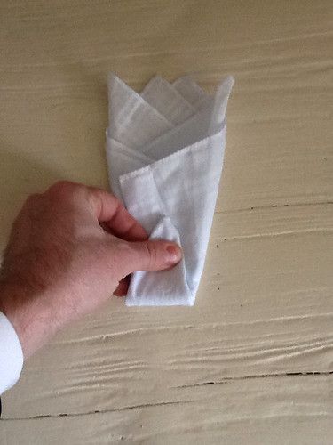 Folding A Handkerchief, How To Fold Handkerchief, How To Fold A Handkerchief For A Suit, Pocket Handkerchief Fold, Handkerchief Folding Ideas, Suit Pocket Handkerchief, Handkerchief Diy, Handkerchief Folding, Suit Handkerchief