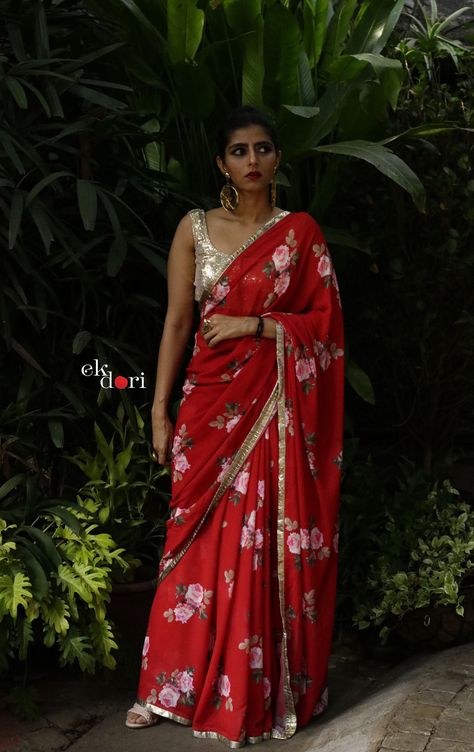 Red Floral Saree, Floral Sarees, Floral Saree, Modern Saree, Shade Of Red, Unique Blouse Designs, Casual Saree, Unique Blouse, Red Saree