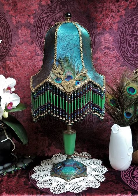 Antique Lamps Victorian, Vintage Lampshades, Bohemian Decoration, Beaded Lamps, Victorian Lamps, Victorian Lampshades, Lighting Art, Luxury Lamps, Lampshade Designs