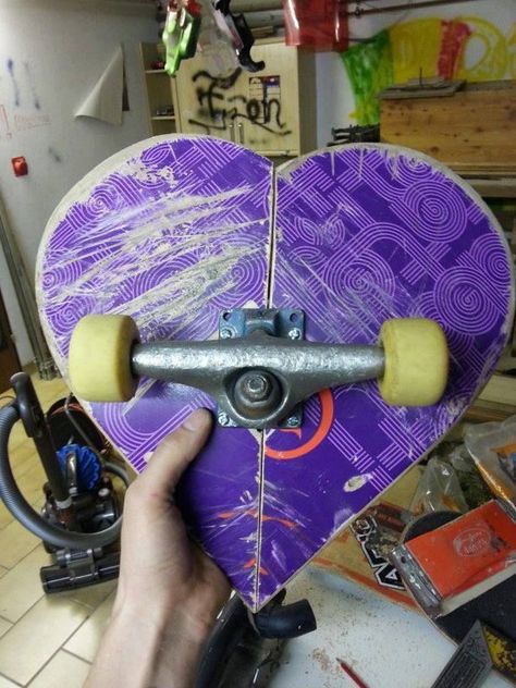 Skateboard Furniture, Skateboard Decor, Skateboard Style, Skateboard Aesthetic, Skateboard Art Design, Skateboard Photography, Skater Aesthetic, Cool Skateboards, Skateboard Design