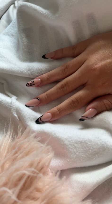 Nails With Initials – Black Line Design With Initial Nude Base - davidreed.co Cute Short Square Nails With Initial, Black Almond Nails With Initial, Nail Designs With His Initial, Classy Nails With Initial, Black Nail With Initial, Almond Nails Designs With Initial, Nails Woth Initial, Nails With Initials French Tip, Nail Inspo With Initial Short