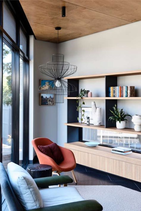 Located in a tight urban pocket of Toorak, the constraints of this 200 sqm triangular-shaped site would have deterred many. However, the property owners and architects of Molecule Studio saw the compact site and its restrictions as an opportunity to create a contemporary family home that strongly referenced its environment. #familyhome #contemporarydesign #renovation #naturalstone #interiordesign Triangle House, Australian Interior Design, Interior Design Awards, Australian Homes, Guest Bedrooms, Traditional House, Contemporary Interior, Colour Palette, Living Room Designs