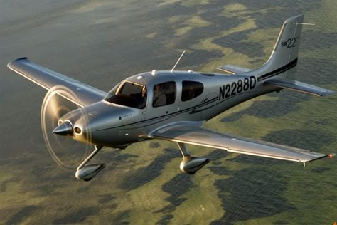 Cirrus SR22 Sr 22 Cirrus, Cirrus Planes, Cirrus Airplane, Mercedes Sedan, Florida Airport, Glass Cockpit, Small Plane, Helicopter Plane, Small Airplanes