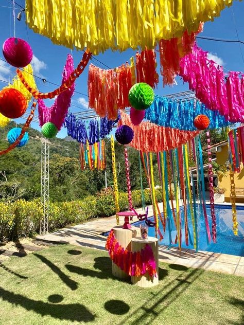 Rio De Janeiro Birthday Party Ideas, Rio Party Decorations, Rio Carnival Party Decorations, Rio Carnival Decorations, Rio Themed Party, Brazilian Carnival Theme Party, Brazil Themed Party, Carnaval Theme Party, Brazil Carnival Theme Party