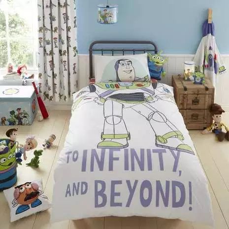 Teddy Bedroom, Toy Story Bedroom, Toy Story Character, Kids Toddler Bed, Toy Story Room, Disney House, Classic Bedding, Boy Bedrooms, Tema Disney