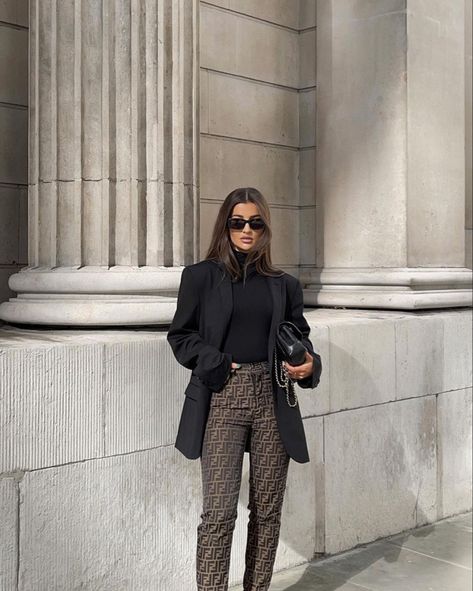 Olivia Outfits, Outfits Ideas, Alice Olivia, Fendi, Normcore, Wardrobe, On Instagram, Clothes, Instagram