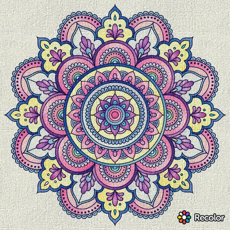 Zentangle Colorful, Ronaldo 9, Purple Pages, Mandala Book, Mandela Art, Rangoli Kolam Designs, Mandala Art Therapy, Zen Doodle Art, Pattern Coloring Pages