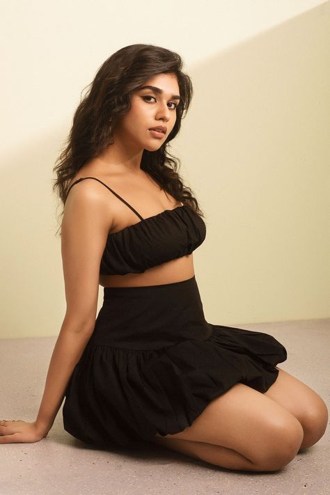 Meenakshi Govindharajan sizzling photoshoot stills - South Indian Actress Black Bralette Outfit, Pink Half Sarees, Black Anarkali, Mini Jumpsuit, Half Saree Lehenga, Bralette Outfit, Short Bodycon Dress, Lehenga Style, Saree Photoshoot