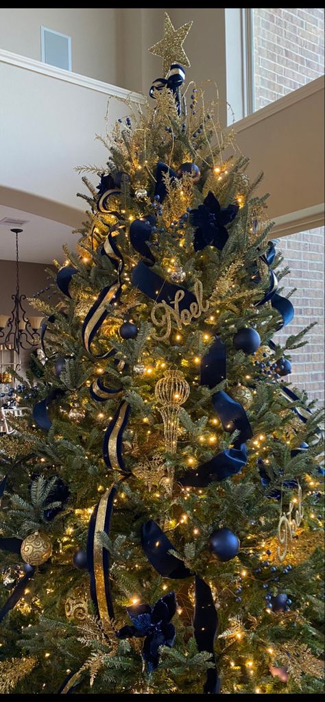 Blue Christmas Theme 2020 Dark Blue And Gold Christmas Tree, Navy Blue And Gold Christmas Tree, Navy And Gold Christmas Tree, Dark Blue Christmas Tree, Blue Christmas Theme, Navy And Gold Christmas, Navy Blue Christmas Tree, Christmas Tree Colors, Christmas Tree Color Schemes