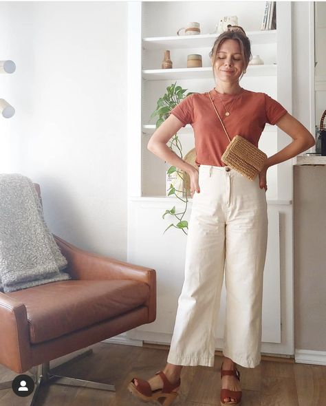 Teaching Outfits Pants, Granola Work Outfit Summer, Summer To Fall Outfits Women, Fun Work Outfits Summer, Tropical Business Casual, Boho Outfits Work, Summer Therapist Outfits, Modern Teacher Outfits Casual, Modest Summer Outfits Pants