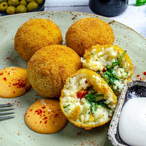 Manchego Cheese Recipes, Manchego Recipes, Mayonnaise Recipes, Ideas For Cooking, Arancini Recipe, Mayonnaise Recipe, Manchego Cheese, Food Inspo, Birthday Food