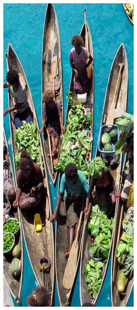 If you love the Solomon Islands as much as we do - make sure to visit the floating markets! #travel #amazing #culture African Islands, Pacific Islands, Pacific Islander, Solomon Islands Food, Solomon Islands Culture, Samoan Culture Photography, Malay Archipelago, Kalanggaman Island Leyte, Oceania Travel