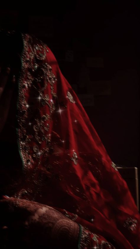 Red Desi Wedding Dress, Red Indian Aesthetic, Bride Groom Photoshoot, Pakistani Aesthetic, Eid Looks, Wedding Dress Design, Traditional Wedding Dress, Groom Photoshoot, Red Bridal Dress