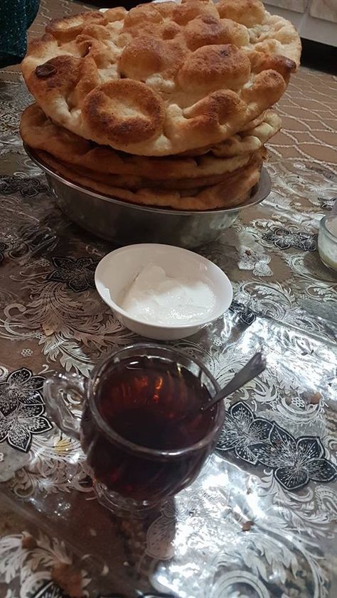 Kurdish breakfast Kurdish Breakfast, Kurdish Food, Morning Breakfast, Breakfast Recipes, Dessert, Baking, History, Pins, Quick Saves