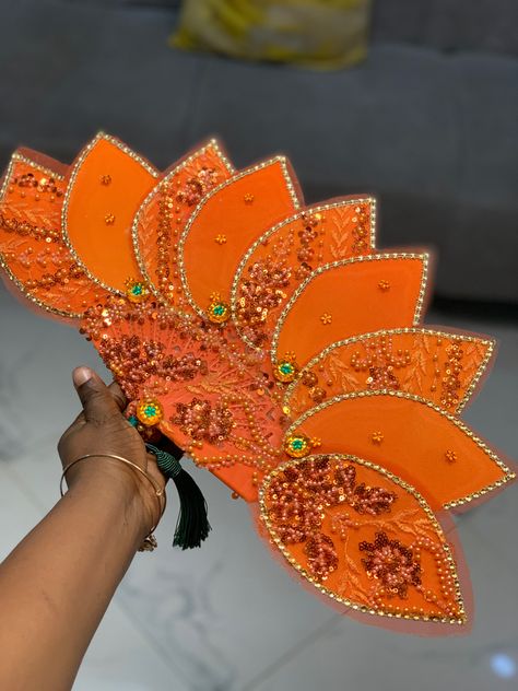 Traditional Handfan For Bride, Aso Ebi Hand Fan, How To Make Bridal Fans Ghana, Bridal Hand Fan Nigeria, Nigerian Traditional Wedding Hand Fan, Bridal Hand Fan, Bling Baby Shoes, Bridal Fan, Arch Decor