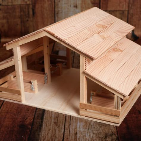 Wooden Toy Barn, Popsicle Stick Houses, Toy Barn, Wooden Barn, Mini Houses, Handmade Wooden Toys, Cedar Fence, Into The Wood, Farm Toys