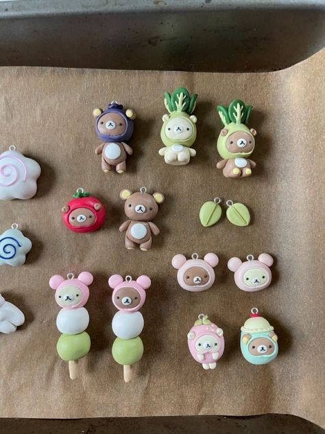 Pokemon Clay Charms, Rilakkuma Clay Charm, Hello Kitty Clay Charm, Cute Clay Trinkets, Sanrio Clay Charms, Polymer Clay Sanrio, Polymer Clay Cute Charms, Clay Crafts Keychain, Rilakkuma Clay