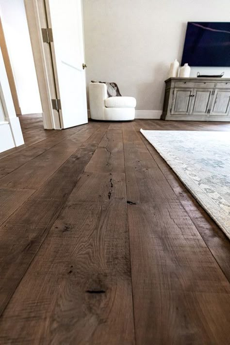 Handcrafted Wide Plank Floors | Hardwood Design Company | Texas Natural Wood Floors Living Room, Distressed Hardwood Floors, Barndo Interior, House Construction Ideas, Black And White Houses, Plank Hardwood Floors, Log Home Flooring, Floor Hardwood, Ranch Home Decor