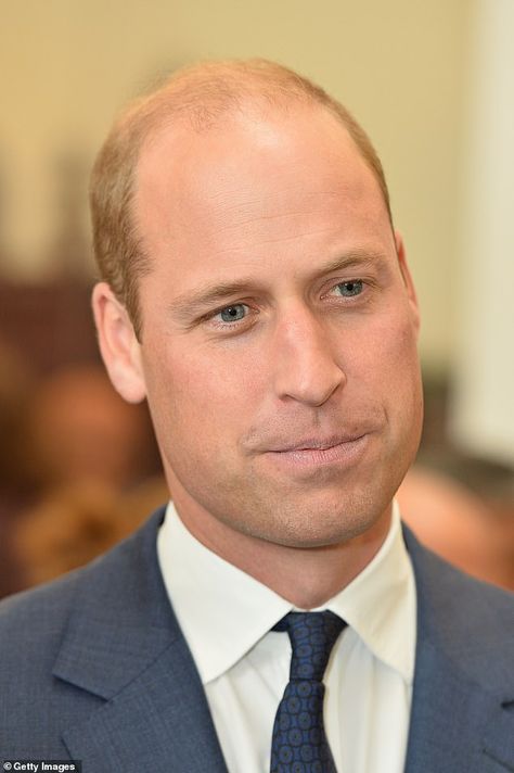 The Duke of Cambridge appeared deep in thought during a visit to the Aga Khan Centre in London Duke William, Prins William, Aga Khan, Principe William, Royal Uk, Kate Middleton Prince William, Royal Family England, Prince William And Catherine, Royal Family News