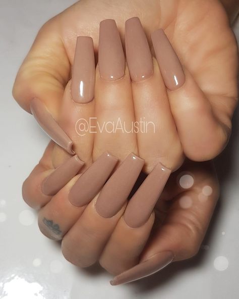 Coffin Neutral Acrylic Nails, Different Shapes Nails, Mocha Nails Acrylic Coffin, Beige Coffin Acrylic Nails, Acrylic Nails Pale Skin, Long Solid Color Nails, Solid Neutral Nails, Nude Ballerina Nails Medium, Nails Acrylic Neutral Color