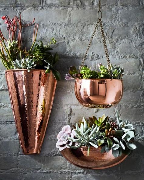 Vertical Garden Design, Vertical Vegetable Garden, Vertical Herb Garden, Copper Planters, Garden Pictures, Apartment Garden, Wall Planter, Indoor Plant, Plant Pots