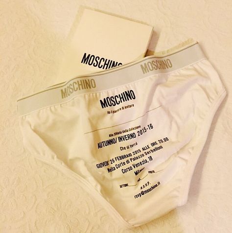 Moschino A/W 15/16. Event invitation Fashion Event Invitation, Fashion Show Event, Exhibition Invitation, Pr Boxes, Fashion Invitation, Experiential Marketing Events, Fashion Show Invitation, Invitation Layout, Event Fashion