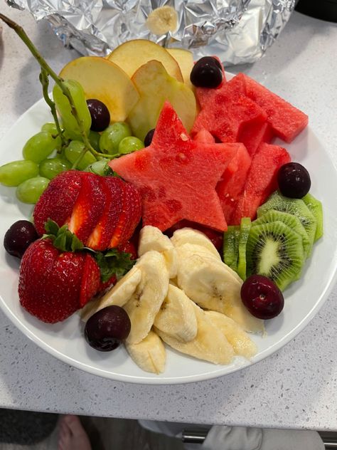 fresh fruit bowl, watermelon, kiwi,grapes,banana,strawberry Fruit Bowl With Watermelon, Watermelon Fruit Bowls, Fresh Fruit Bowl, Orange Bowl, Strawberry Kiwi, School Vibes, Strawberry Lemon, Watermelon Fruit, Green Grapes